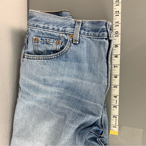 Vintage Levis Strauss Mom Shorts Size 8 Heavy Cotton ( waist 30” ). Flaw - Picture 10 of 13